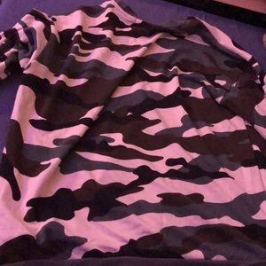 Fatigue Men’s Forever 21 sweater